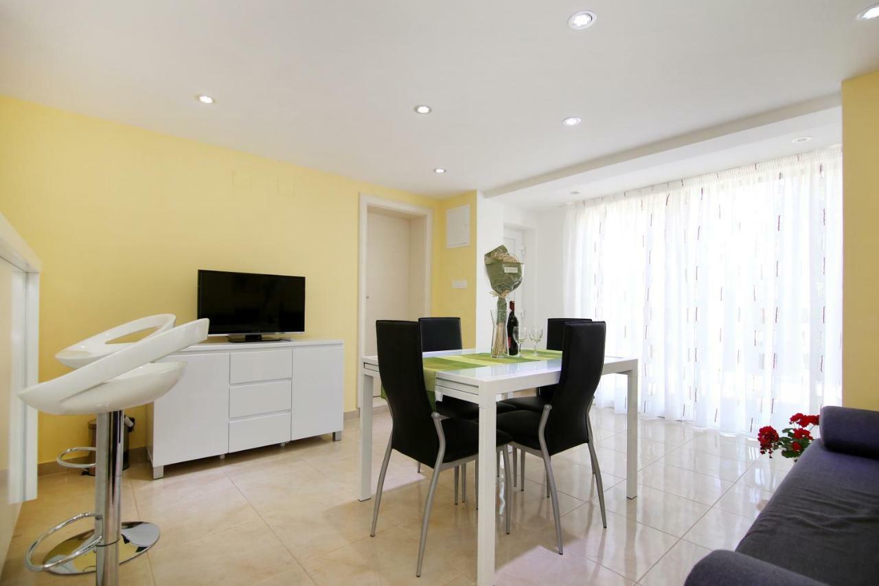Villa Luxury House With Pool à Trogir Extérieur photo